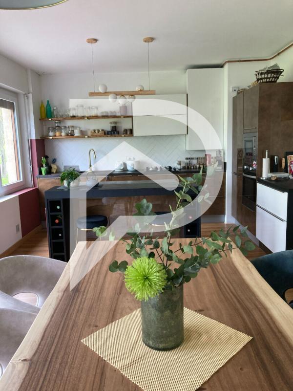 Appartement - 83 m² - 3 pièces