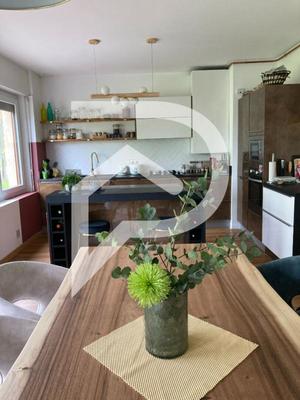 Appartement - 83 m² - 3 pièces