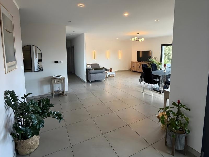 Maison - 118 m² - 5 pièces