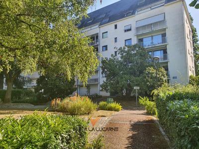 Appartement - 99 m² - 5 pièces