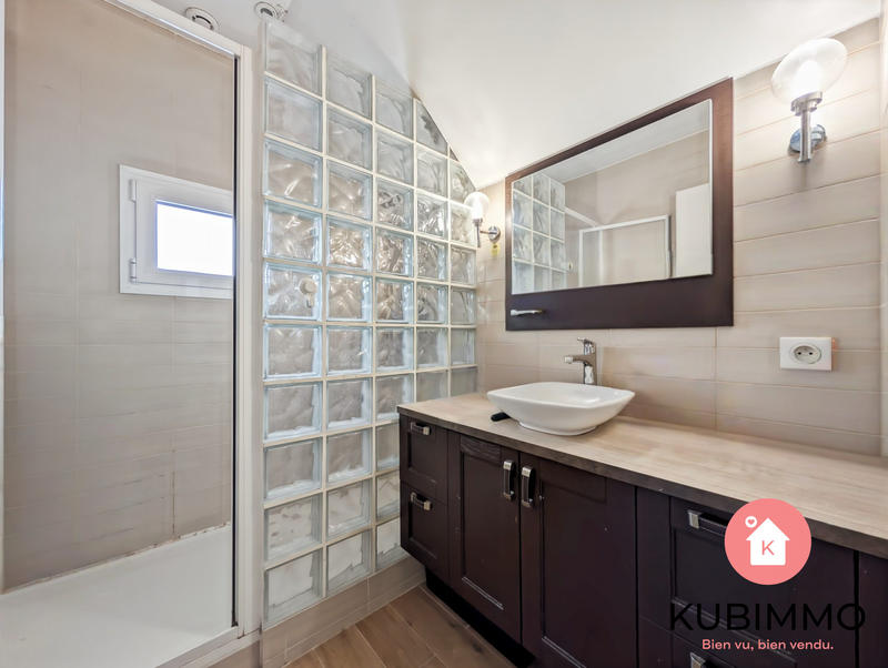 Maison - 84 m² - 4 pièces