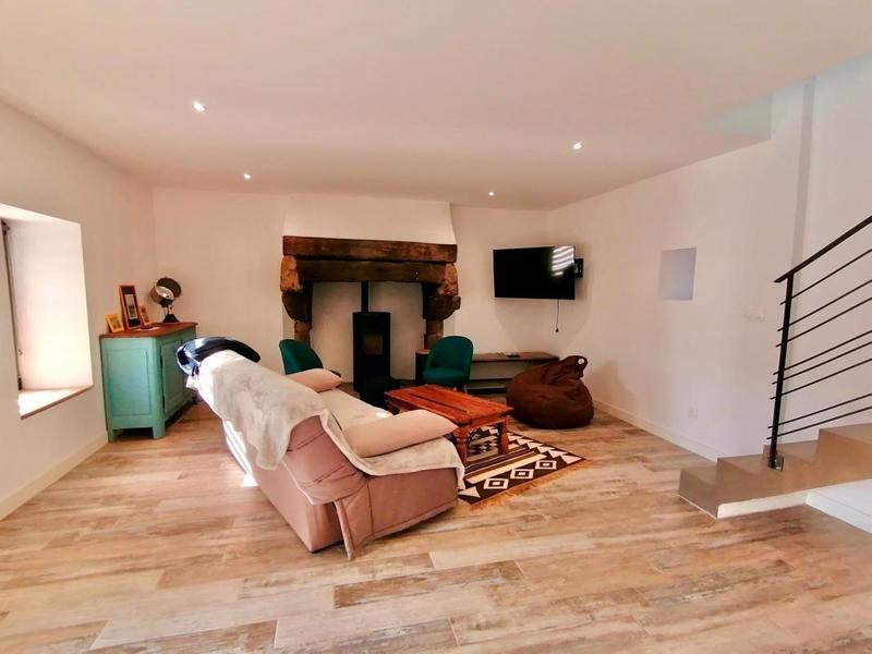 Maison - 276 m² - 10 pièces