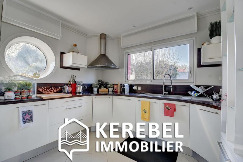 Maison - 134 m² - 7 pièces