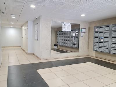 Appartement - 79 m² - 4 pièces