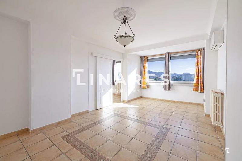 Appartement - 77 m² - 4 pièces