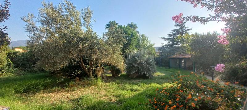 Villa - 180 m² - 6 pièces