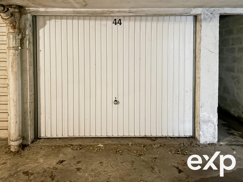 Parking / Garage - 14 m²