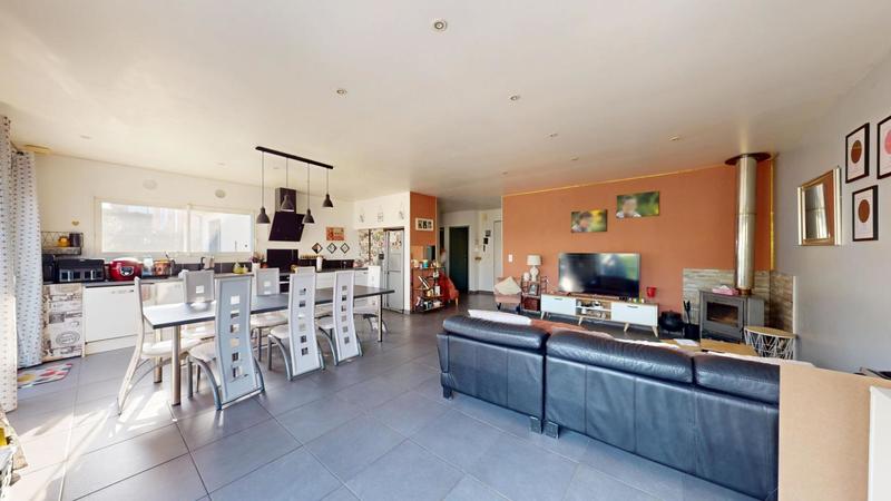 Maison - 143 m² - 5 pièces