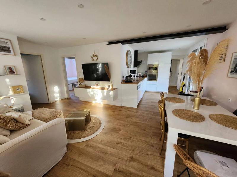 Maison - 146 m² - 8 pièces