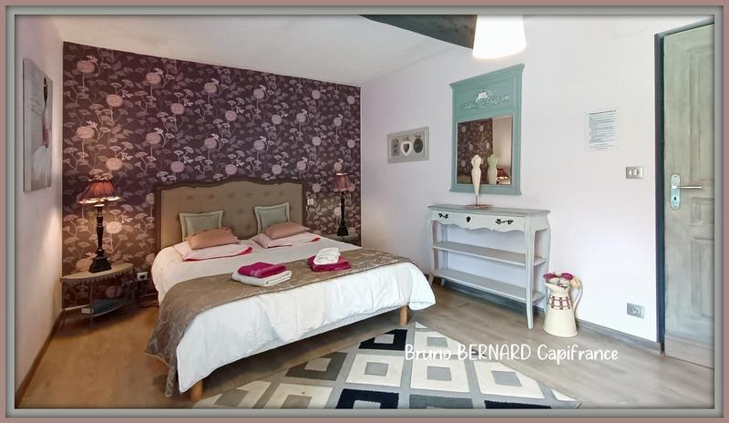 Maison - 733 m² - 23 pièces