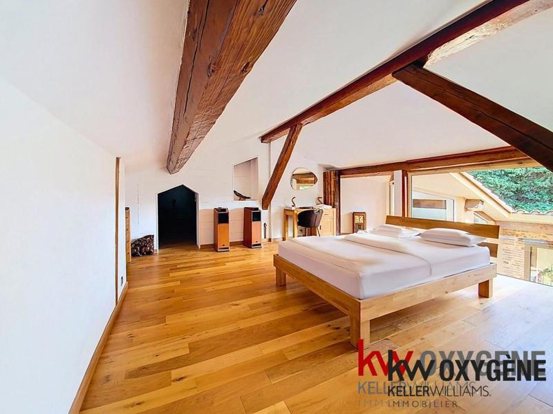 Duplex - 188 m² - 6 pièces