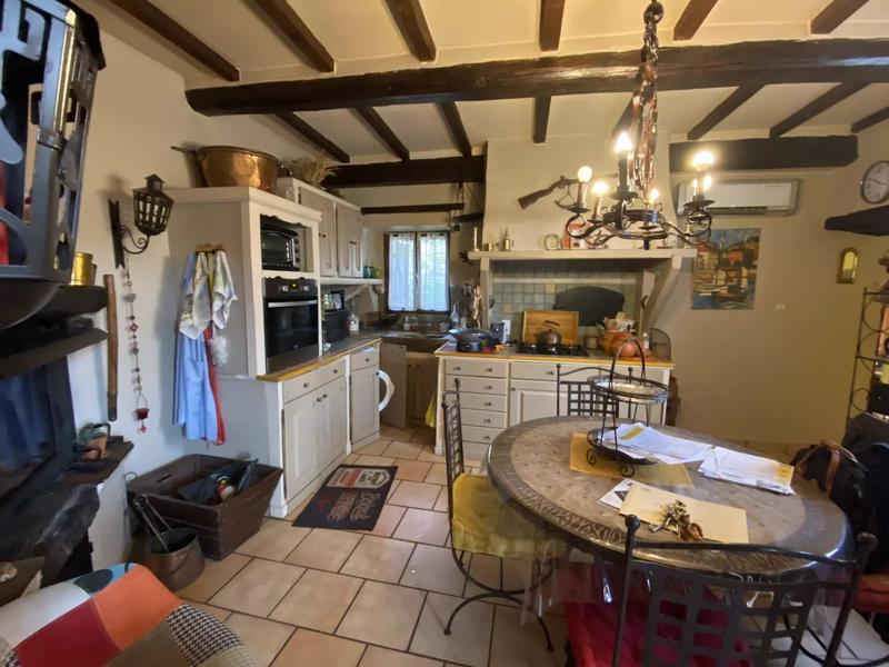 Maison traditionnelle - 94 m² - 4 pièces