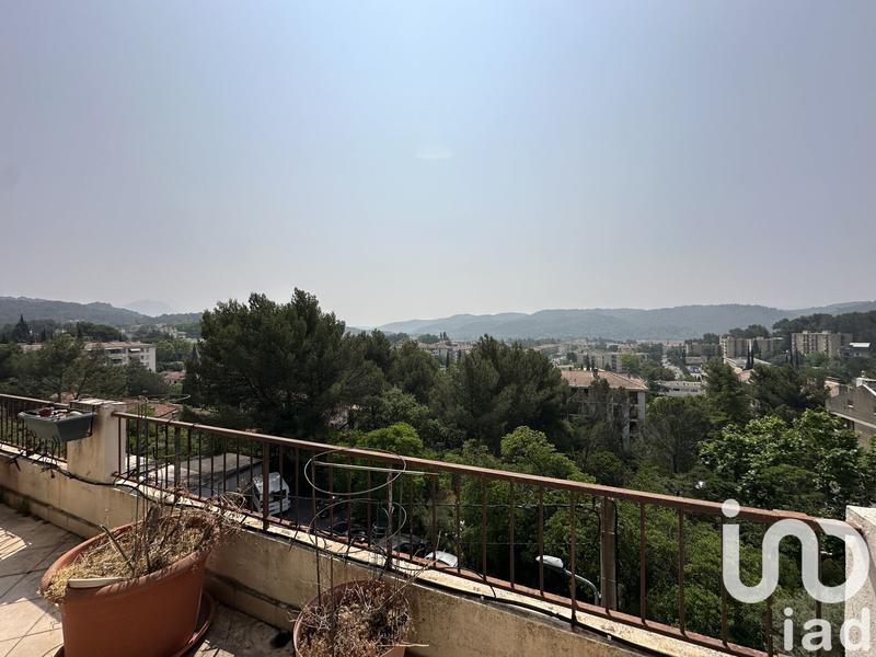 Appartement - 95 m² - 4 pièces