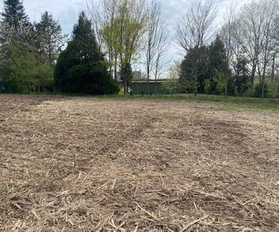 Terrain constructible - 1 075 m²