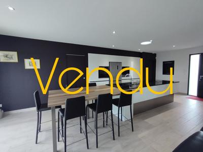 Propriété - 120 m² - 4 pièces