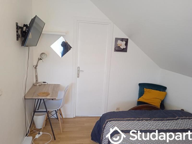 Chambre - 9 m² - 1 pièce