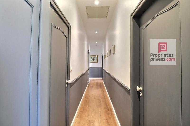 Propriété - 149 m² - 7 pièces