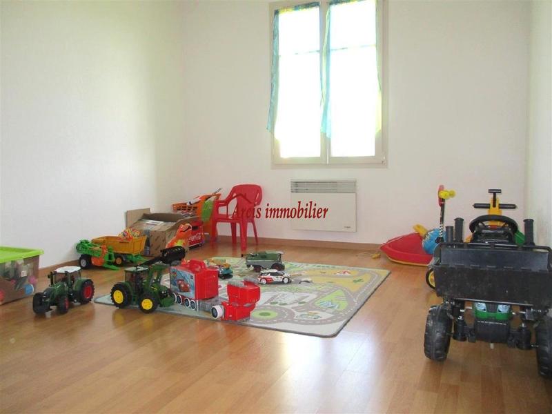 Maison - 104 m² - 5 pièces