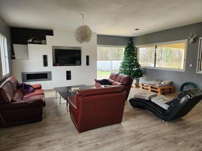 Maison de campagne - 263 m² - 5 pièces