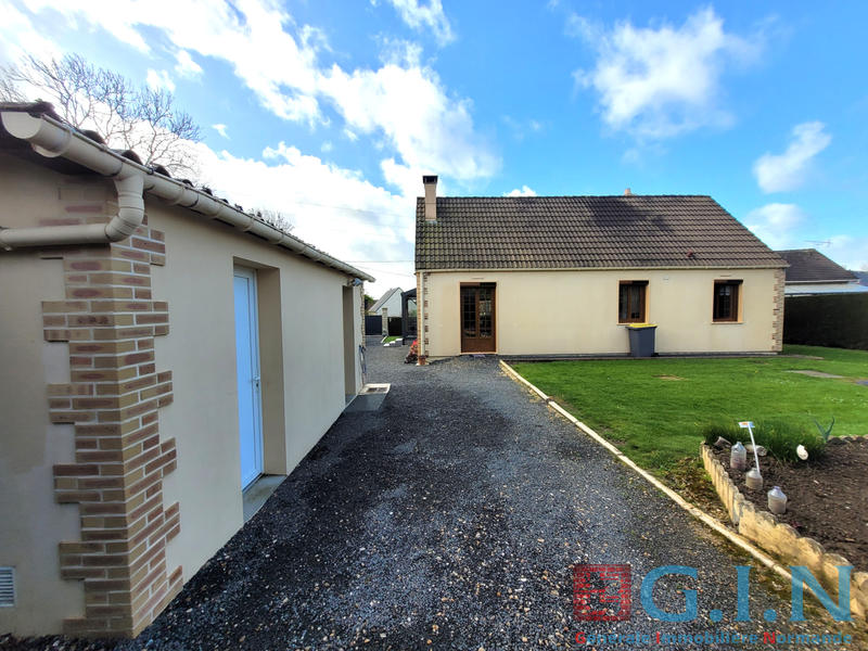 Maison - 94 m² - 5 pièces