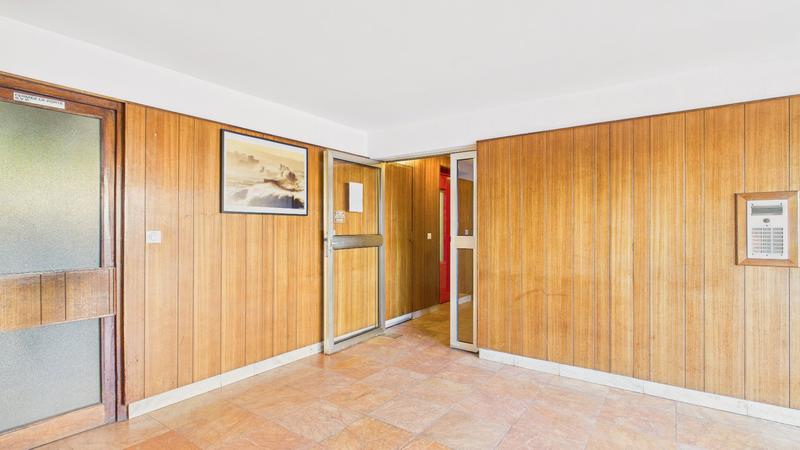 Appartement ancien - 74 m² - 4 pièces