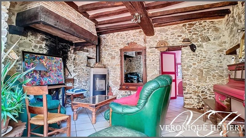 Maison - 225 m² - 8 pièces