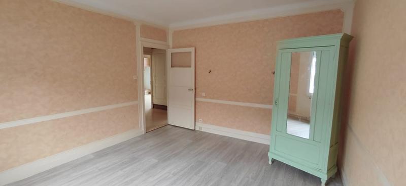 Maison traditionnelle - 117 m² - 6 pièces