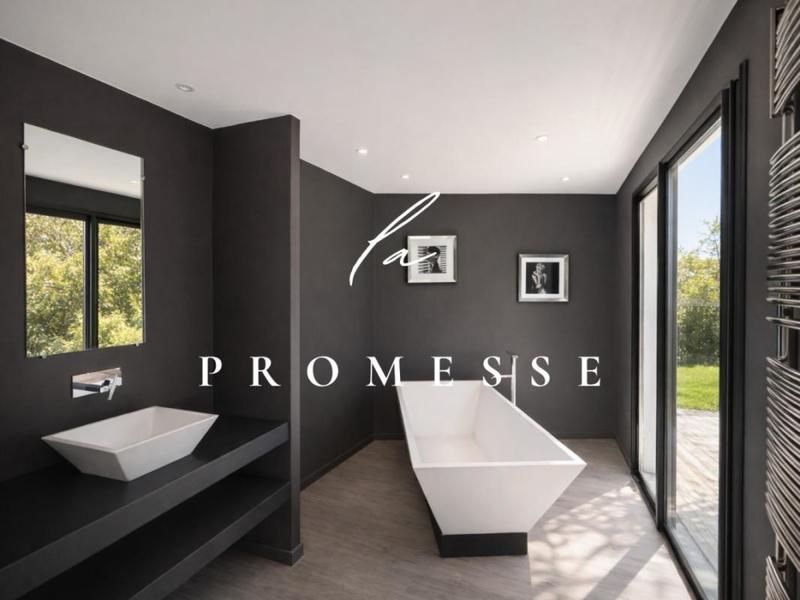 Villa - 323 m² - 8 pièces