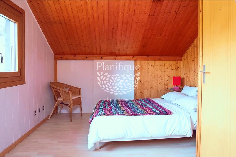 Maison - 167 m² - 6 pièces