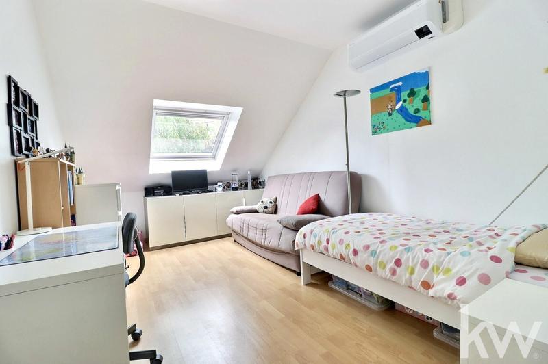 Maison - 98 m² - 4 pièces