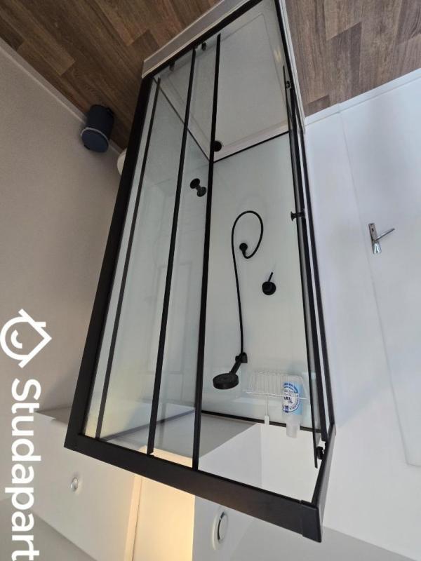 Chambre - 14 m² - 1 pièce