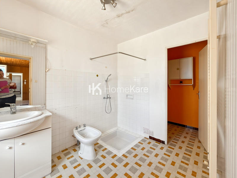 Maison - 185 m² - 6 pièces