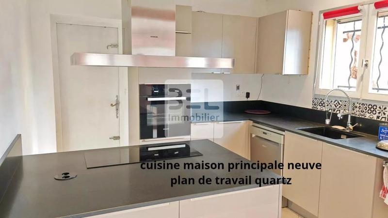 Villa - 161 m² - 11 pièces