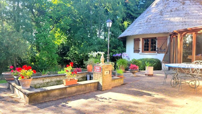 Demeure - 263 m² - 10 pièces