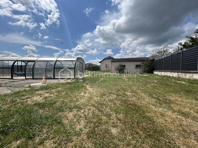 Maison - 220 m² - 10 pièces