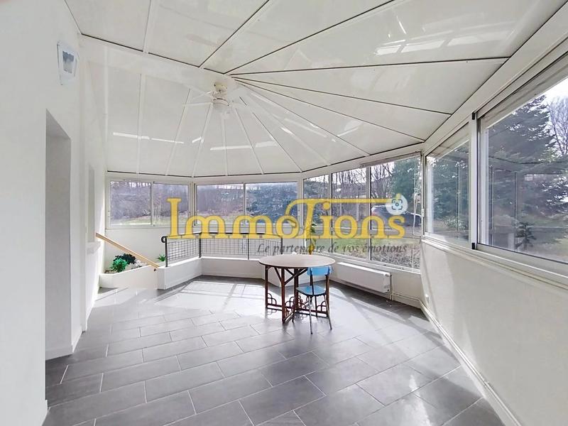 Maison - 205 m² - 7 pièces