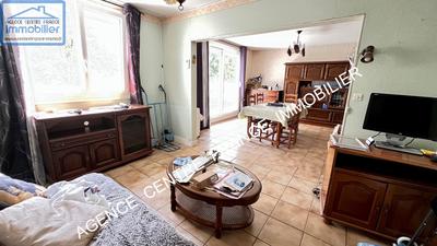 Appartement - 89 m² - 5 pièces