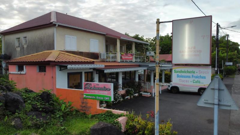 Local commercial - 255 m²