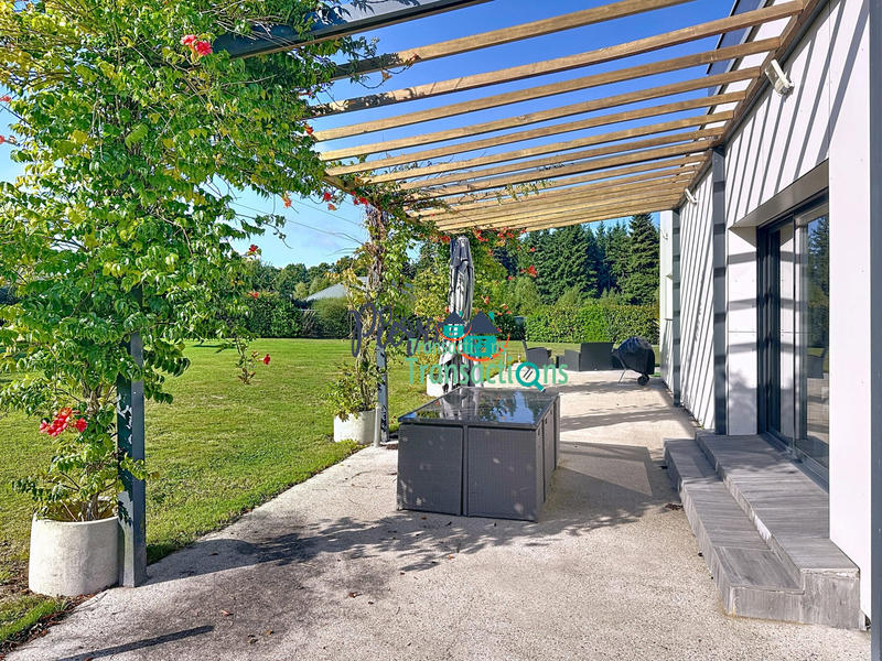 Maison contemporaine - 167 m² - 6 pièces