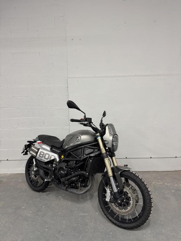 Benelli Leoncino 800 Trail