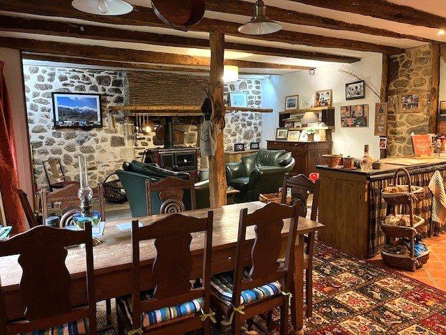 Maison - 130 m² - 4 pièces