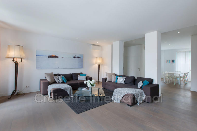 Appartement - 150 m² - 4 pièces