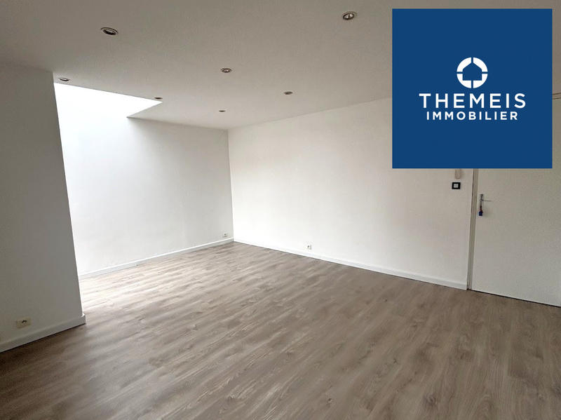 Bureau - 19 m² - 1 pièce