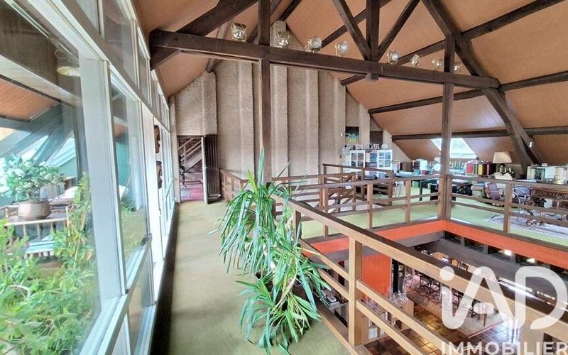 Maison - 700 m² - 18 pièces