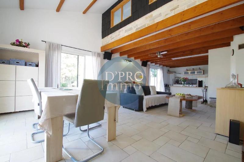 Maison - 143 m² - 6 pièces