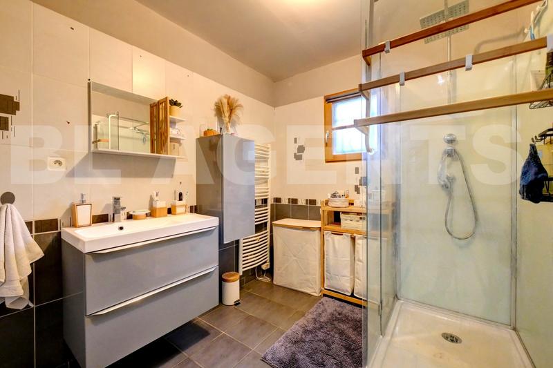 Maison traditionnelle - 115 m² - 6 pièces