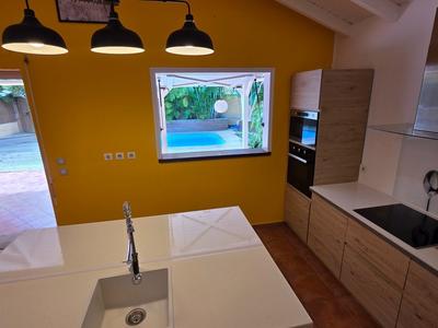 Maison - 157 m² - 4 pièces