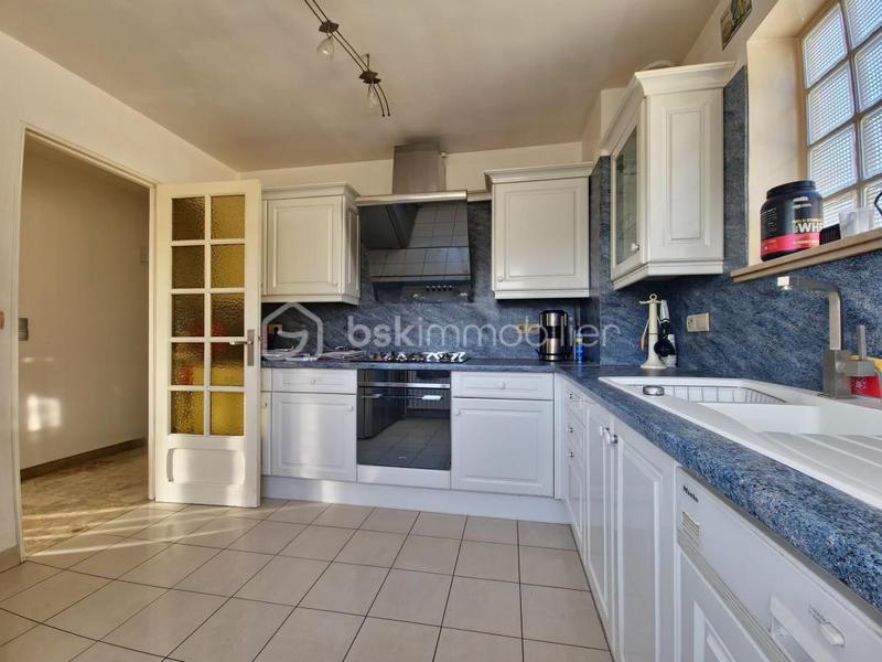 Maison - 165 m² - 8 pièces