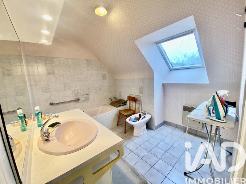 Maison - 147 m² - 8 pièces