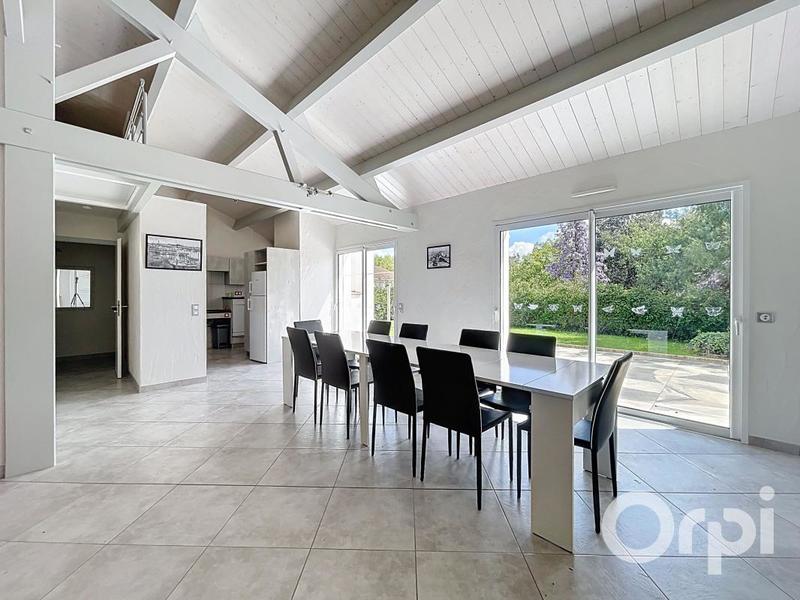 Maison - 187 m² - 5 pièces